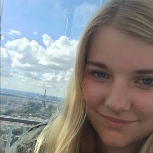 Meet your Posher, Sarah